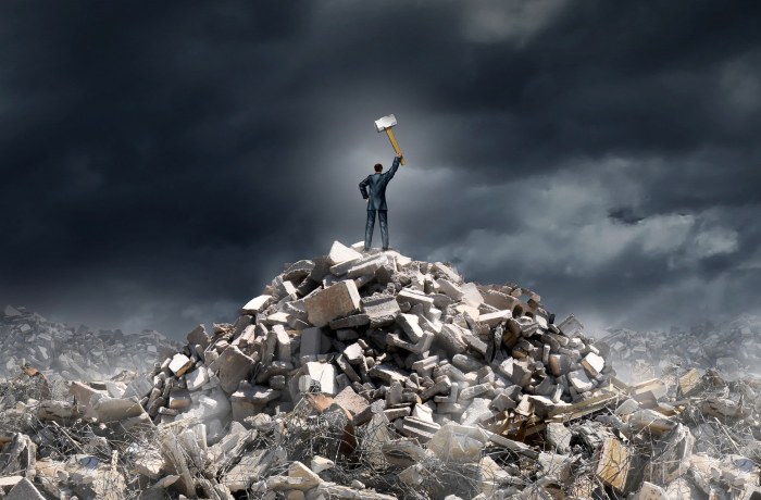 Destroy Distractions with These 9 Focus-Boosting Strategies - Podcast